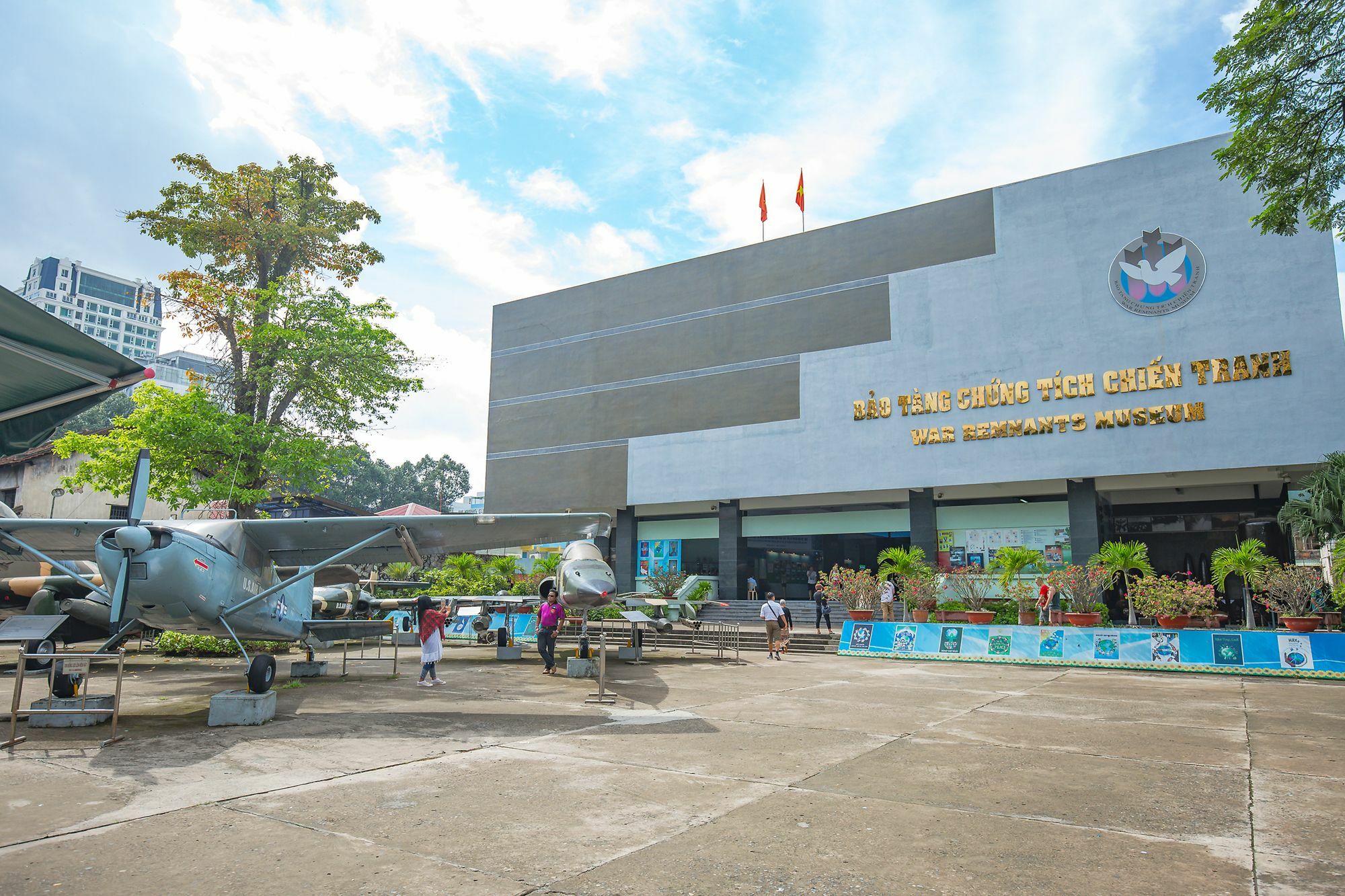โรงแรมฮวงลาน โฮจิมินห์ซิตี้ ภายนอก รูปภาพ